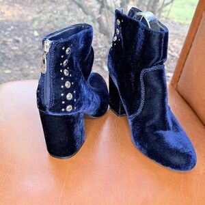 Y2K velvet ankle boots